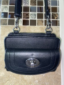 danier leather crossbody bolsa