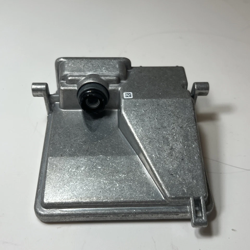 2016 VOLKSWAGEN GOLF WINDSHIELD MOUNTED FRONT VIEW CAMERA 5Q0980653G OEM - Imagem 1 de 4