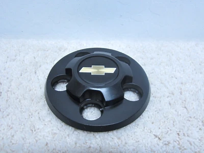 1983 - 1998 CHEVROLET BLAZER / S10 OEM STEEL WHEEL BLACK CENTER CAP 48189 #A-4 - Image 1 of 2