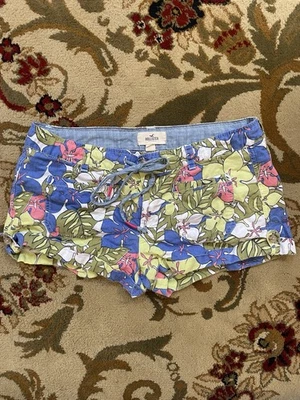 Pantalones Cortos Hollister Para Mujer Estampado Floral con Cordón Cintura Tela Y2K  Foto 1 de 4