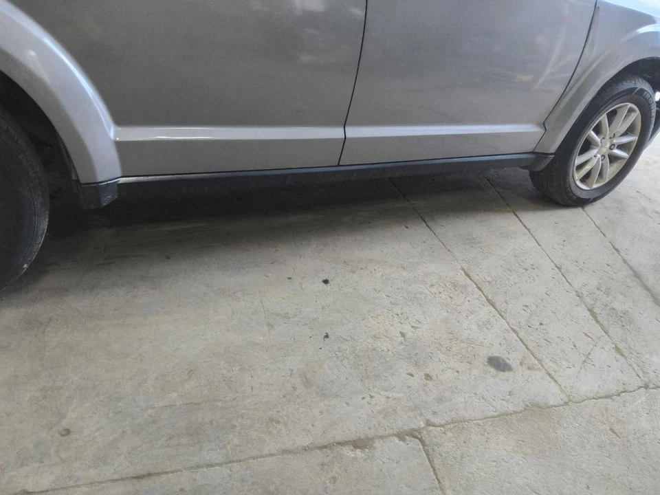 Passenger Side JOURNEY   2016 Rocker Panel Moulding 602833 Foto 1 de 1