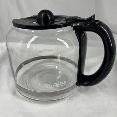 Repuesto jarra cafetera de 12 tazas de vidrio Black & Decker con tapa abatible negra Foto 1 de 4
