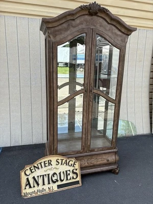 66922  HOWARD MILLER Decorator EMERSON  Curio China Cabinet - Image 1 of 4