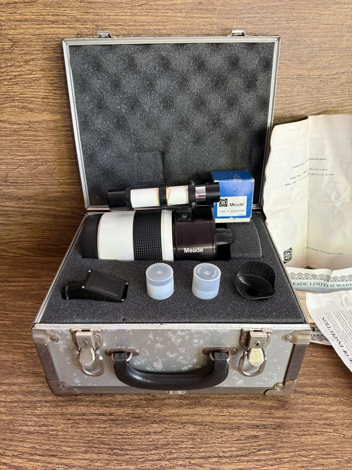 Vintage 1983 Meade 90B Mirror Lens & Spotting Scope w/ Case Eyepieces Adapter - Image 1 of 4