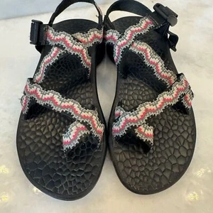 Sandalia para mujer Chaco Z Cloud con tiras Updraft rosa gris talla 7” - Imagen 1 de 11