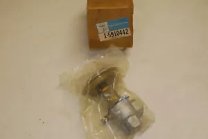 1962, 1963, 1964, 1965 CADILLAC NOS A/C EVAPORATOR SUCTION THROTTLING VALVE ASSY - Picture 1 of 4