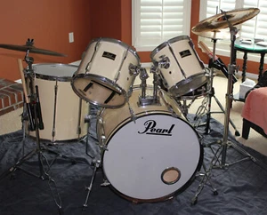 Vintage Pearl Export Series Drum Set Creme Includes cymbals,hi-hat and stands - Picture 1 of 12