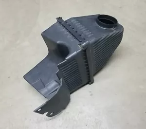 1995-1999 Lesabre Bonneville Regency Park Ave 3.8L Air Cleaner Filter Housing - Picture 1 of 7