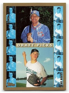 1998 Topps #247  VERNON WELLS / AARON AKIN Draft Picks  NICE CARD !!!