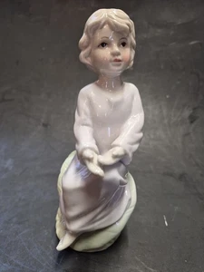 Stampo statuina bambino che prega porcellana vintage 293 Giappone - Foto 1 di 9