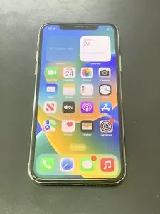 Apple iPhone X - 64 GB - bianco - Foto 1 di 8
