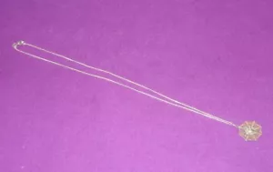 VINTAGE 1970s STERLING SILVER SPIDER ON WEB PENDANT NECKLACE 18" SILVER CHAIN - Picture 1 of 6
