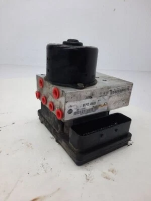 Conjunto de freno antibloqueo Nissan Titan 2004-2009 ABS Foto 1 de 4