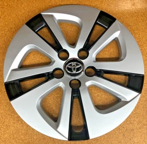 NEW 2016-2018 Toyota PRIUS 15" Silver Black Hubcap Wheelcover AM - Picture 1 of 2
