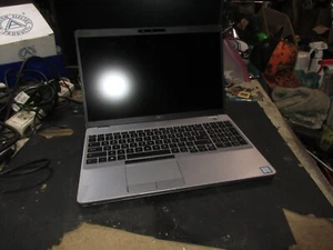 Scheda madre/schermo Dell Latitude 5500 Core i5-8365U 1,6 GHz LEGGERE ANNUNCIO - Foto 1 di 3