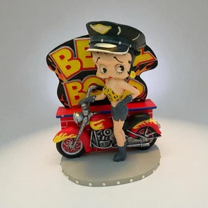 Betty Boop Biker Figur rot Motorrad Sammlerstück Memorabilia - Bild 1 von 6
