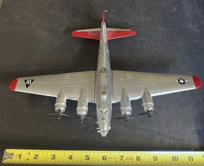 Vintage New Ray Toys B-17 Bomber WWII Flying Fortress Heavy Bomber - Image 1 of 4