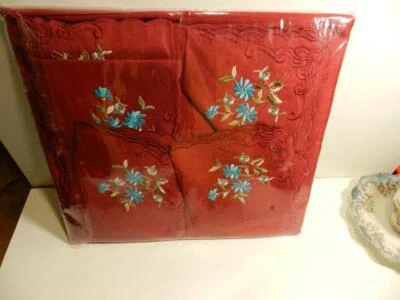 NEW  Sealed HOME COLLECTION LI LI YA Tablecloth 150" x220" Red Dark set-13pieces - Image 1 of 4