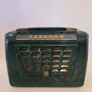 Montgomery Ward Am Radio Airline Model 15GSE-1068 Green Bakelite For Repair Part - Picture 1 of 14