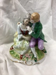 Vintage Alfretto by Maruri Porcelain Figurine couple - Picture 1 of 5