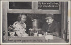 AK Er kann lachen, seine Frau ist da! Junges Paar am Fenster, GEMERT 19.1.1919