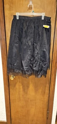 Falda Isaac Mizrahi For Target de tul negra línea A damas talla mediana  Foto 1 de 4