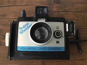Vintage Super Shooter Polaroid Land Camera With Hand Sling  - Picture 1 of 12