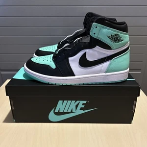 Air Jordan 1 Retro OG High Green Glow - UK 7 - Picture 1 of 5