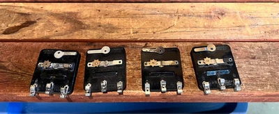 American Flyer Track Trip #697 (4).  All fully functional. - Image 1 of 4