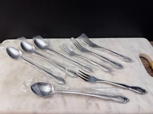 Customcraft Stainless CUS11 Monogram T Iced Tea Spoons Cocktail Seafood Forks 8 - Picture 1 of 6