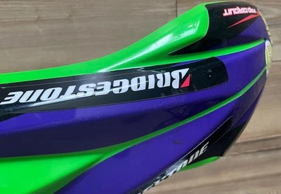 Guardabarros delantero Acerbis verde para KAWASAKI KX250 KX250F KX450 KX450F SR X KLX300R Foto 1 de 4