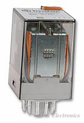 FINDER   60.13.8.230.0040   RELAY, 3PCO, 10A, 230VAC, PLUG IN - Image 1 of 1