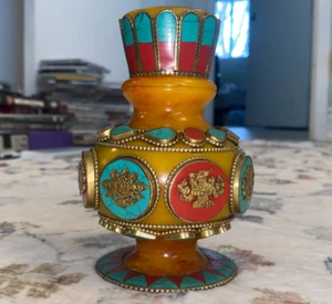 Tibetan Vintage Resin Brass Vase – Inlaid Turquoise & Coral - Picture 1 of 13