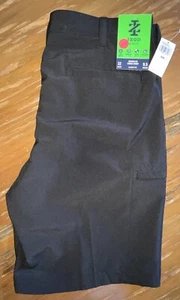 Izod, Golf, Swingflex, Cargo Short, Men’s Size 32, NWT, Black, 9.5” Inseam - Picture 1 of 4
