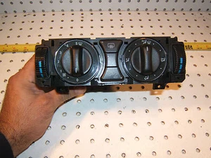 Mercedes Late W202 230 KOMPRESSOR Manual BOSCH climate Control 1 Unit,2108303185 - Picture 1 of 12