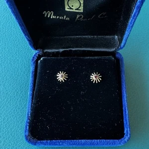 14K YELLOW GOLD RUBY EARRINGS PIERCED STUDS PETITE .8 GRAMS VINTAGE - Picture 1 of 9