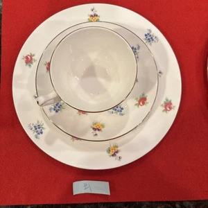 Crown Staffordshire Rose Pansy set 3 pezzi piattino tazza da tè e piatto da dessert - Foto 1 di 18