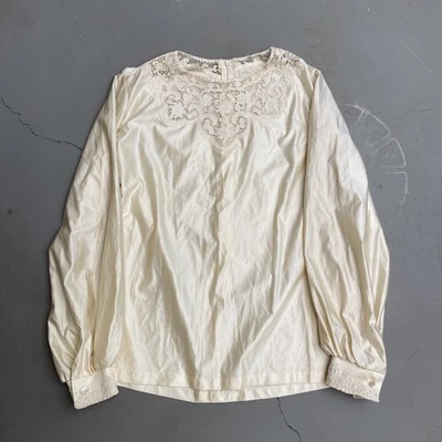 1960s Women's Hong Kong Blouse - Image 1 of 4