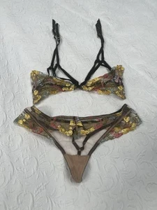 Neu mit Etikett Victoria’s Secret Dream Angels besticktes Dessous-Set – BH & Tanga XS/S - Bild 1 von 8