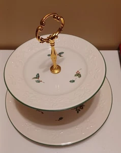 Mikasa Holiday Season DB901 - 2 Ebenen Desserttablett NEUWERTIG im Karton - Bild 1 von 2