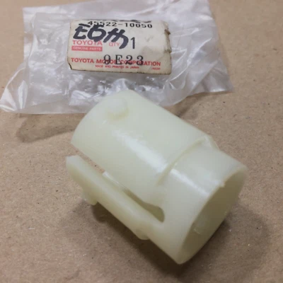 Toyota Corolla Starlet Bush Steering Rack 45522-10050 NOS - Image 1 of 4