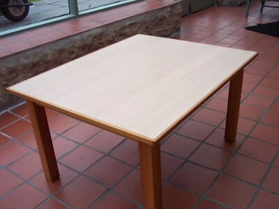 Pine coffee table - Image 1 of 4