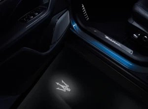 Maserati Levante, Ghibli, White under door lighting kit. Puddle lights. - Afbeelding 1 van 1