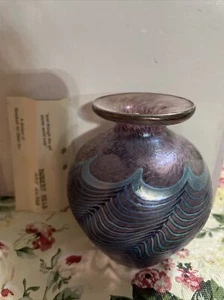 Robert Held Art Glass Signed Pulled Feather Web Iridescent Vase - Picture 1 of 7