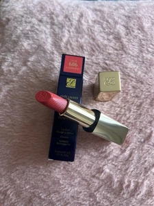 ESTEE LAUDER ~ PURE COLOR LIPSTICK 686 CONFIDENT ~ .12 OZ - Picture 1 of 1