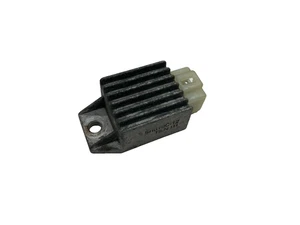 REGULADOR DE TENSIÓN ORIGINAL PEUGEOT SQUAB 50 1995-1996-1997 FB2 - Imagen 1 de 5