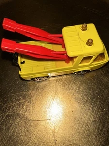 Matchbox 74 Toe Joe Yellow Hitch Hiker Unpainted Base Lesney Superfast Rare - Picture 1 of 5