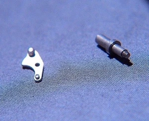 Nuevo conjunto de palanca y tornillo calibre 476 481 parte 443 5443 LeCOULTRE - Imagen 1 de 4