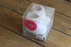 NEW Never Worn Baby Essentials 0-6 Months White Pair Of Baby Boots - Picture 1 of 1
