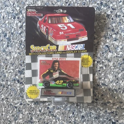 Racing Champions Stock Car With Collectors Card & Display Stand #42 Kyle Petty N - Image 1 of 4